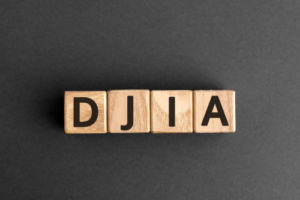 Diferencia entre DJIA y NASDAQ