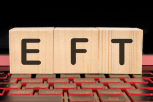 Diferencia entre transferencia bancaria y EFT