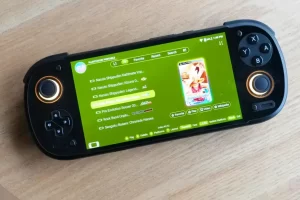 Retroid revela el nuevo portátil Pocket 6 “Top Stick” de 12 GB + 128 GB